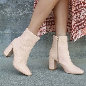 Lulus My Generation Paste Pink Crocodile High Heel Mid-Calf Boots Sz 11